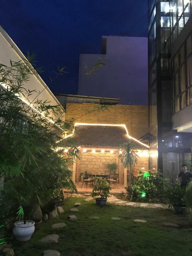 Lily Apartment Nha Trang Zewnętrze zdjęcie